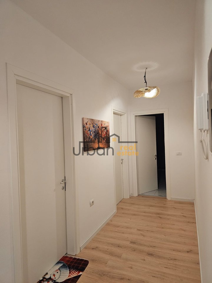 Affitto, Appartamento 2+1+2 , Giardino Zoologico, Tirana - 1000€ | 110 m²