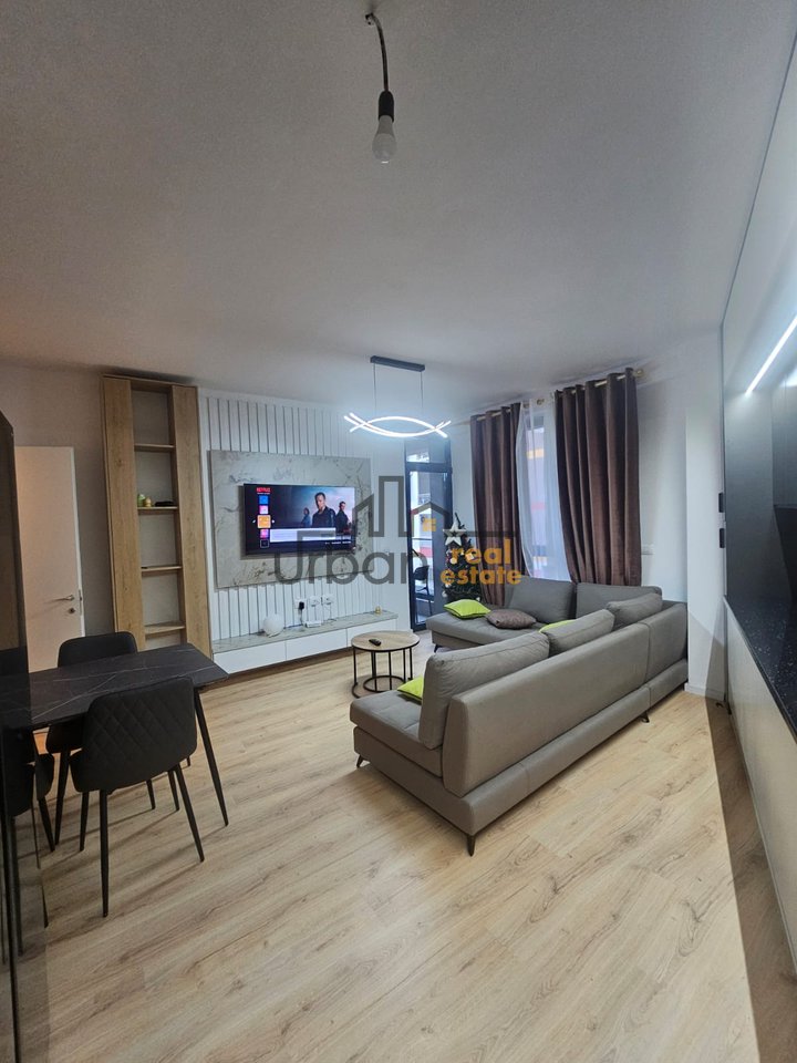 Affitto, Appartamento 2+1+2 , Giardino Zoologico, Tirana - 1000€ | 110 m²