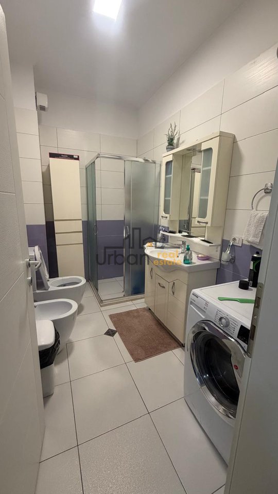 In vendita, Appartamento 3+1+2, Comune di Parigi, Tirana - 450.000€ | 158 m²