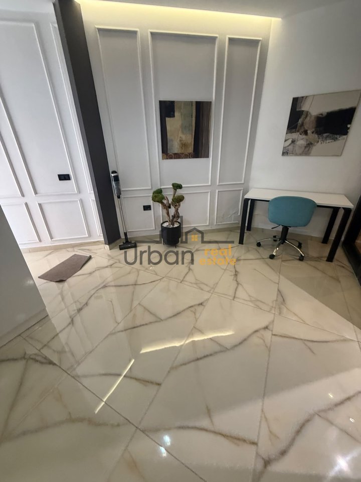 Shitet,  Duplex 2+1+2 , Myslym Shyri, Tiranë - 300.000€ | 113 m²