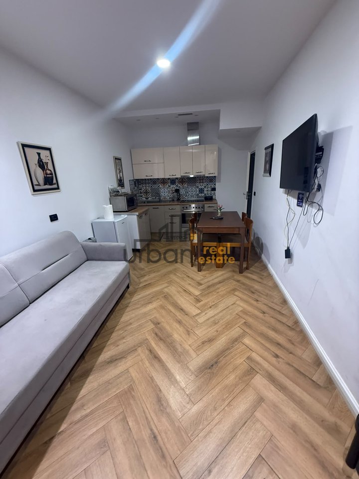 Shitet,  Duplex 2+1+2 , Myslym Shyri, Tiranë - 300.000€ | 113 m²