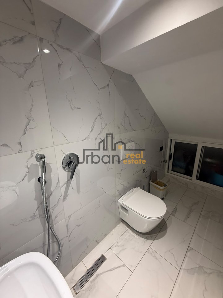 Shitet,  Duplex 2+1+2 , Myslym Shyri, Tiranë - 300.000€ | 113 m²