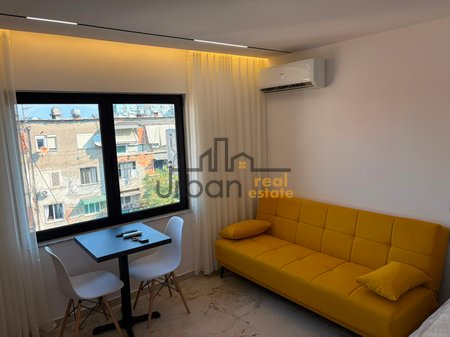 Shitet , Garsoniere , Mine Peza, Tiranë - 87,000€ | 28 m²