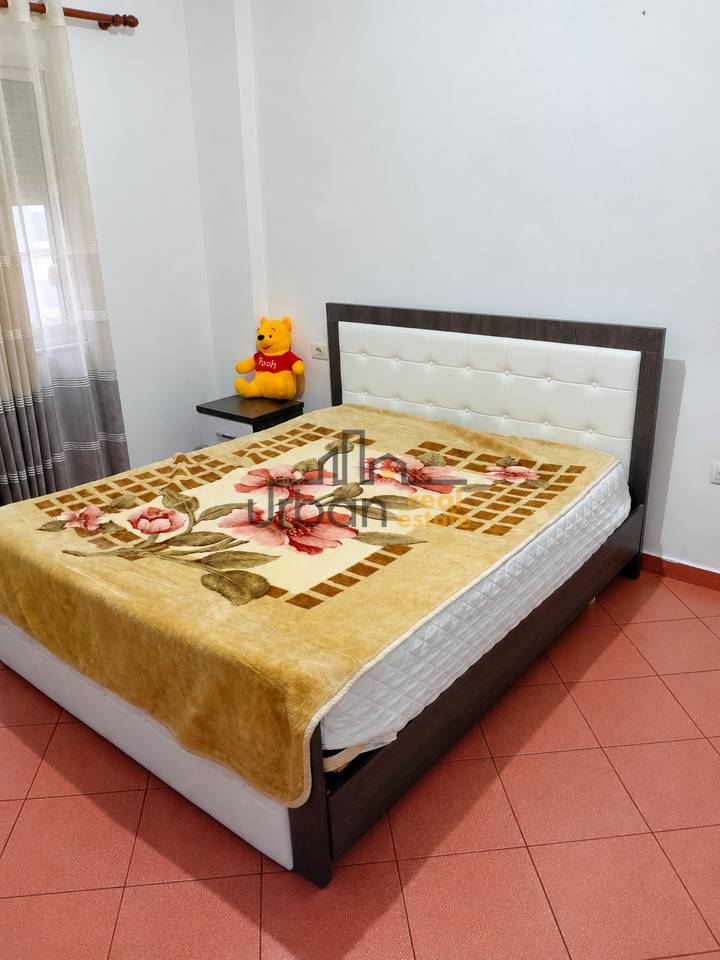 Qera, Apartament 2+1 , Fresku, Tiranë - 42,000 Lekë | 75 m²