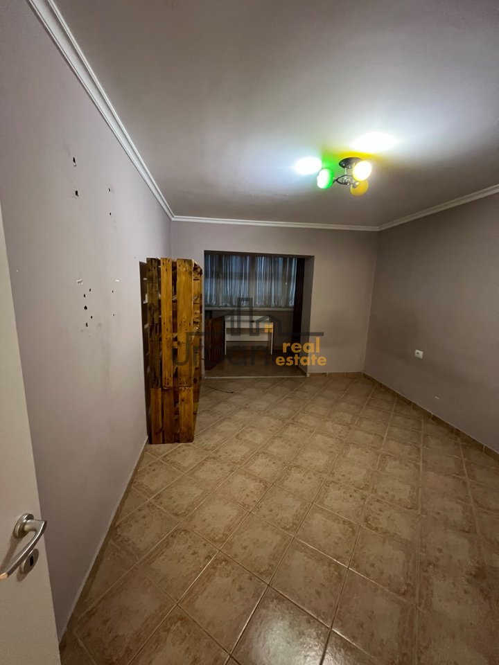 Shitet, Apartament 2+1+2 , Vasil Shanto, Tiranë - 23,900,000 Lekë | 115 m²