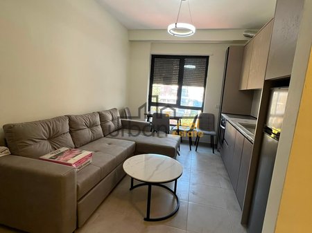 For Rent, Apartment 1+1+Parking Spot, Selvia, Tirana - 75,000 Lek| 50 m²