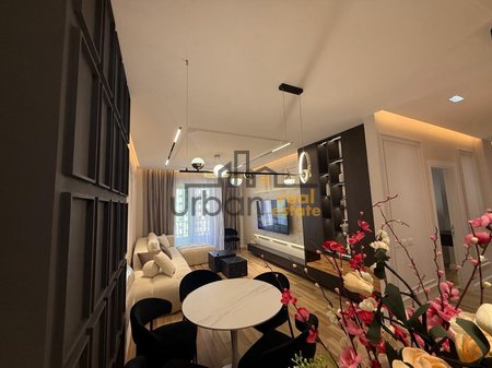 Affitto, Appartamento 2+1+2, Nuovo Anello, Tirana - 1200€ | 117 m²
