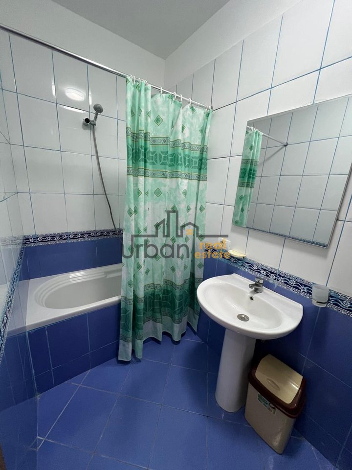 Qera,  Apartament 1+1 ,Petro Nini, Tiranë - 65.000 Lekë| 65 m²