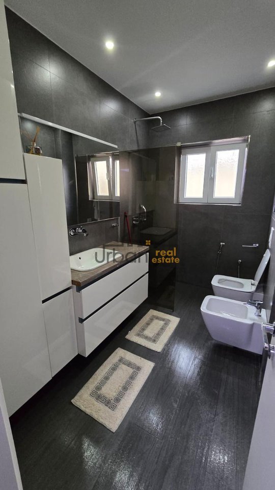 Qera, Apartament 2+1+Post parking , Sauk, Tiranë - 60.000 Lekë | 115 m²