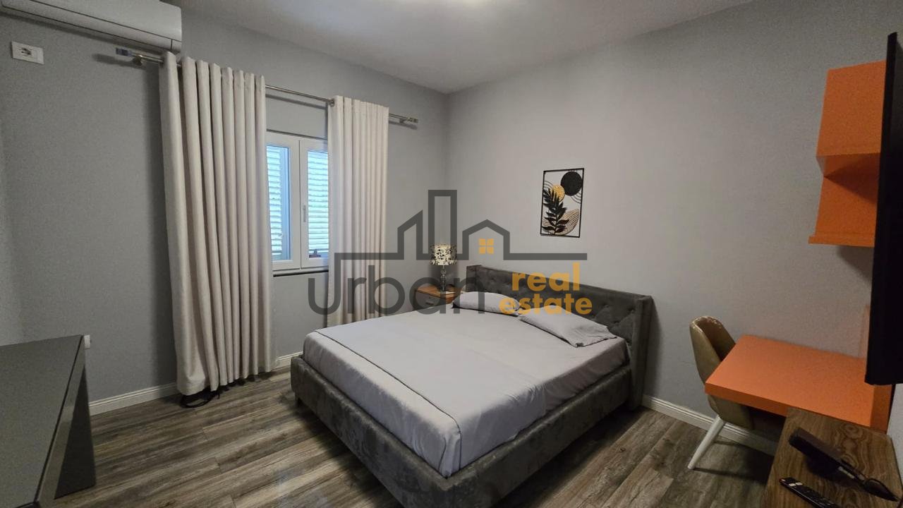 Qera, Apartament 2+1+Post parking , Sauk, Tiranë - 60.000 Lekë | 115 m²