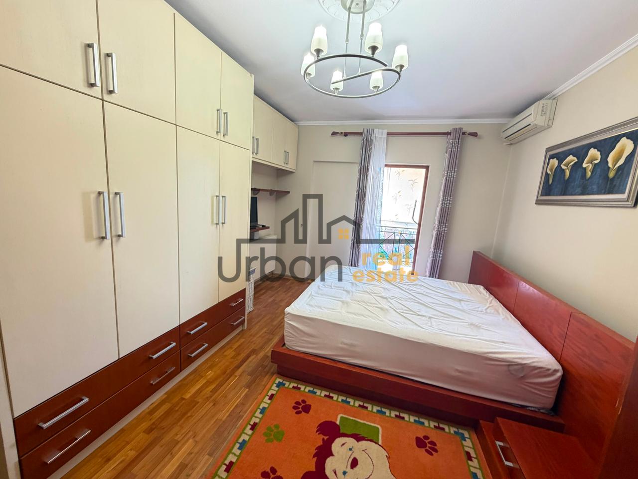 Rent, Apartment 2+1+2, Train Station, Tirana - 85,000 Lek| 125 m²