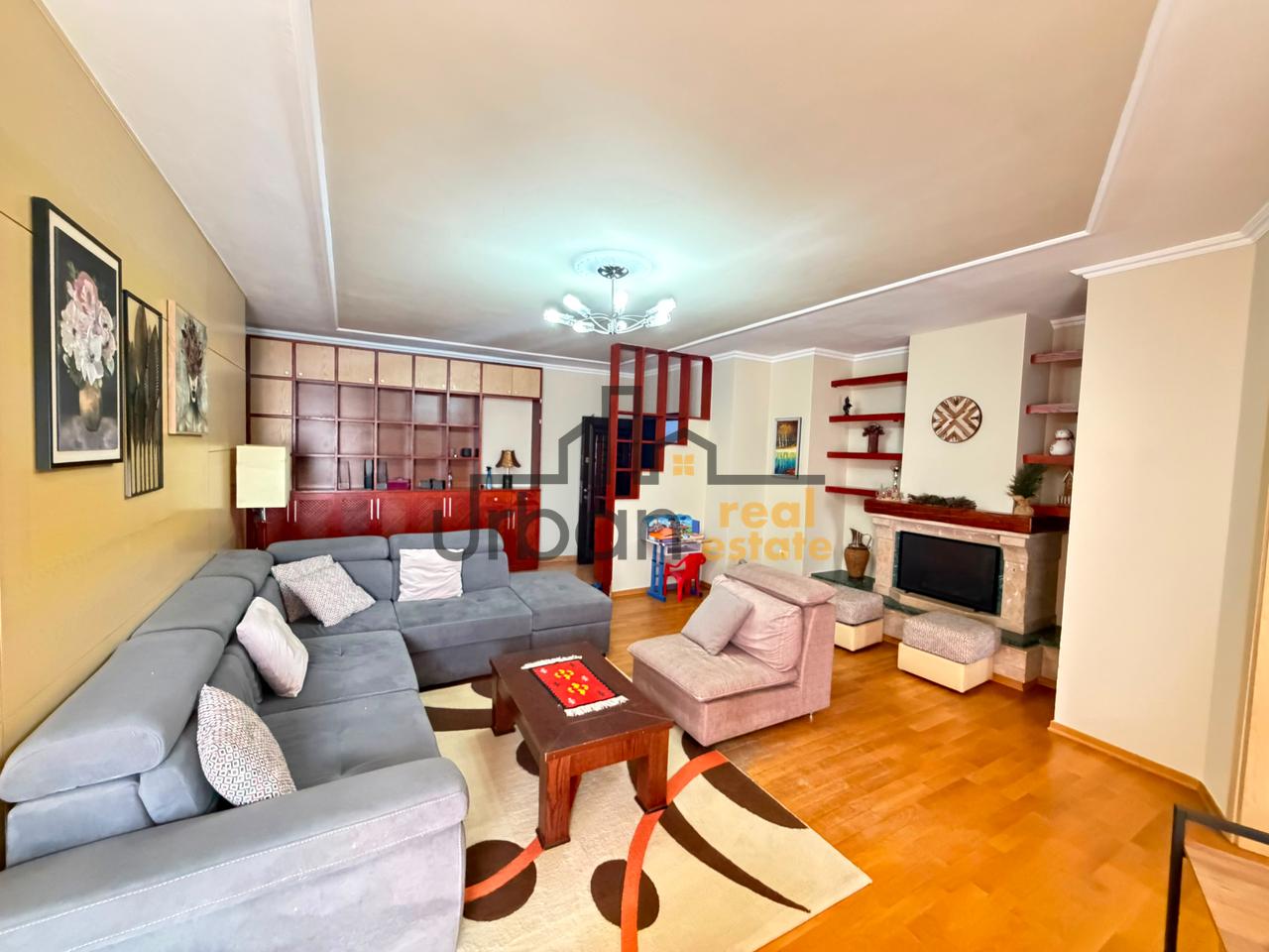 Rent, Apartment 2+1+2, Train Station, Tirana - 85,000 Lek| 125 m²