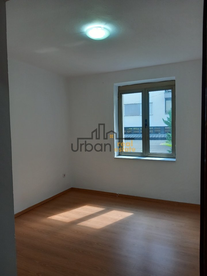 Rent, 3+1 Apartment, Pazarin e Ri, Tirana - 60,000 Lek | 90 m²