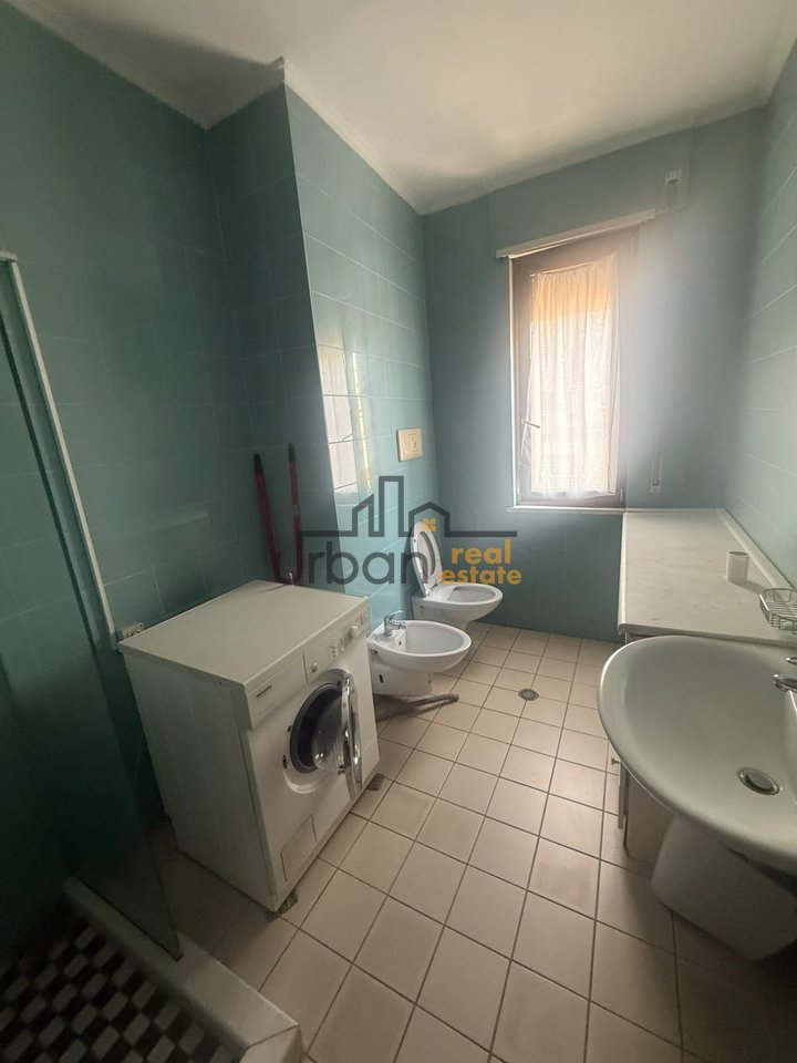 Shiten,  2 Apartamente 1+1, Rruga Barrikadave, Tiranë - 319,000€ | 118 m²