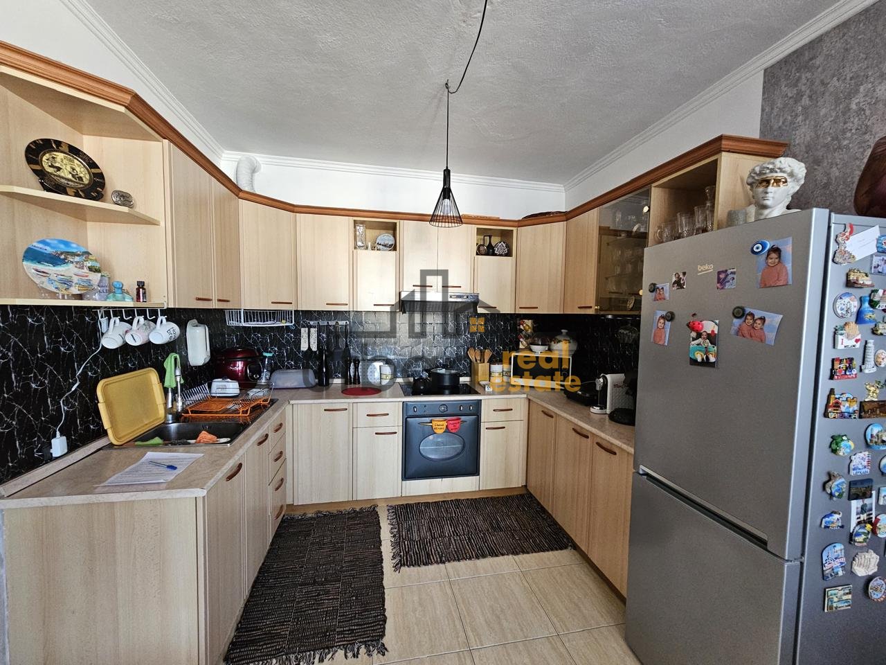 Affitto, Appartamento 1+1 , Via Bogdanëve, Tirana - 70.000 Lek | 85 m²