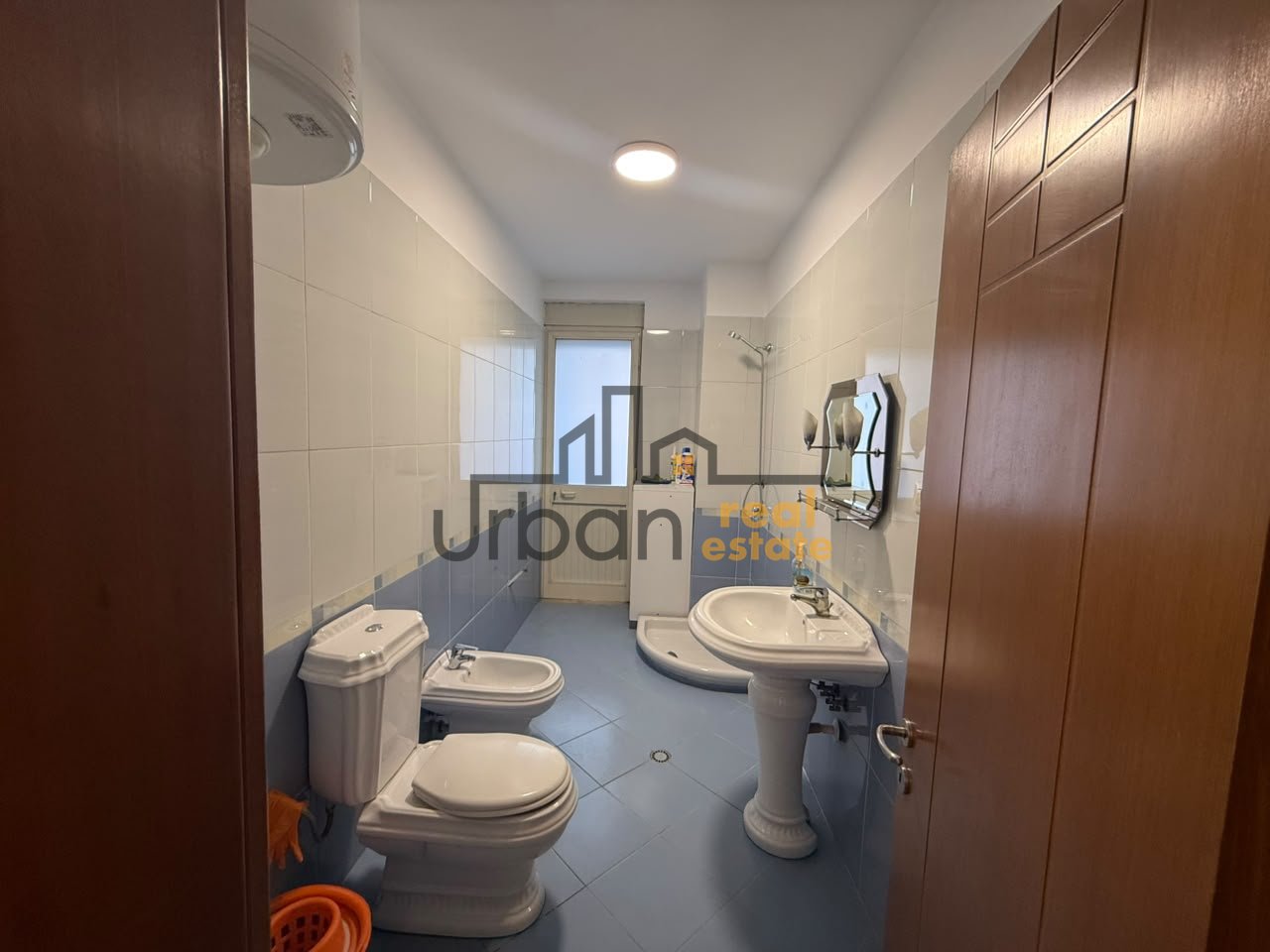 Affitto, Spazio Commerciale, Via Kavaja, Tirana - 65.000 Lek Netti | 80 m²