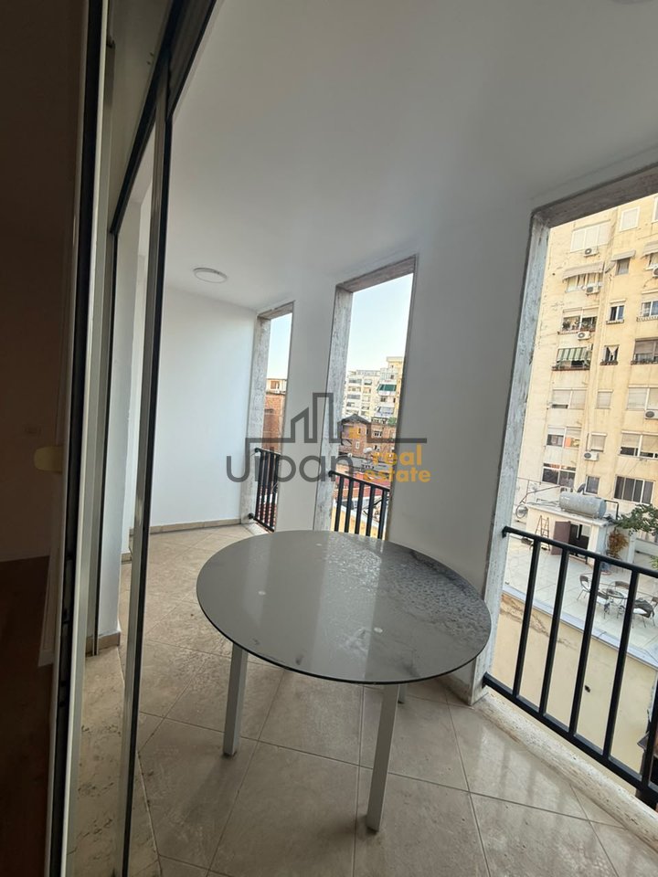 Affitto, Spazio Commerciale, Via Kavaja, Tirana - 65.000 Lek Netti | 80 m²
