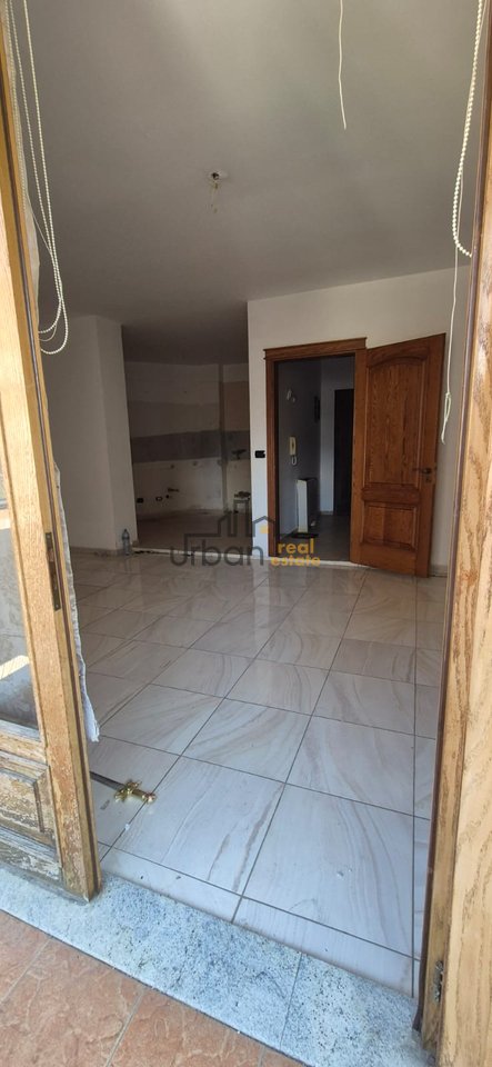 For sale, Apartment 2+1+2, 21 Dhjetori, Tirana - 258,000€ | 104 m²