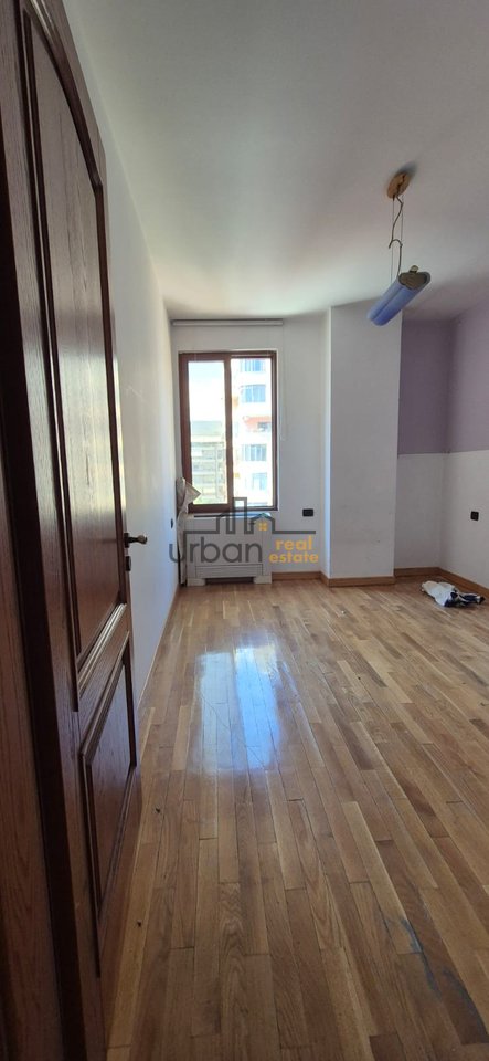 For sale, Apartment 2+1+2, 21 Dhjetori, Tirana - 258,000€ | 104 m²