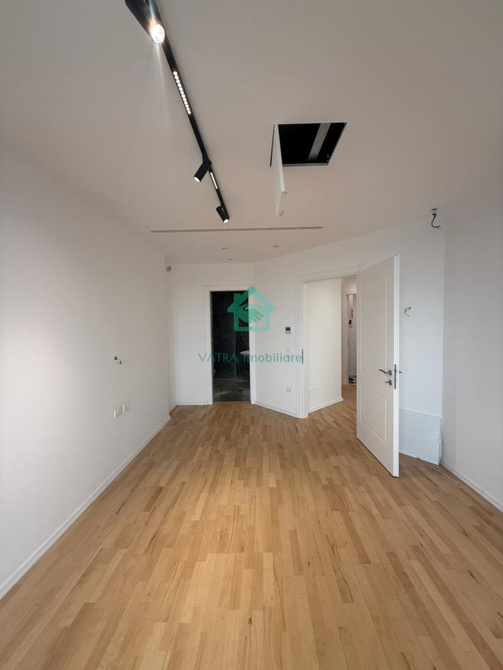 Apartament 2+1+1 Post Parkimi Për Shitje në Rruga e Kosovarëve, Lake View Residence - 486,000€ | 130 m²