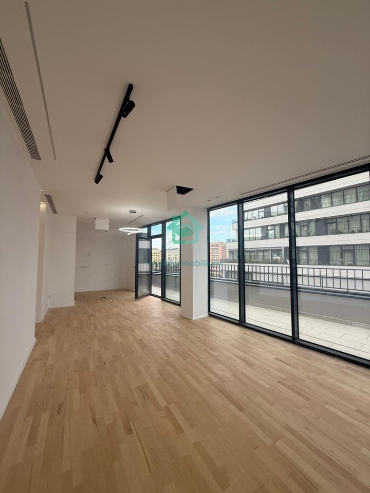 Apartament 2+1+1 Post Parkimi Për Shitje në Rruga e Kosovarëve, Lake View Residence - 486,000€ | 130 m²