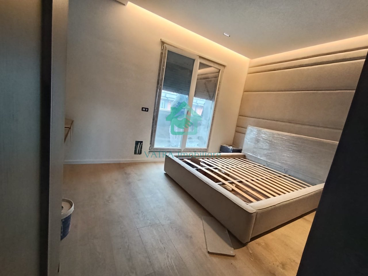 Appartamento 2+1+2+ veranda in Vendita in Via 5 Maji, Tirana - 350.000€ | 192 m²