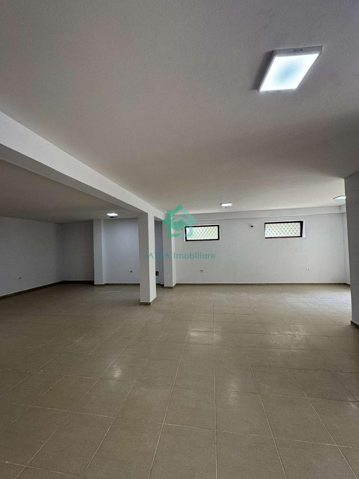 Open space shop for sale near the Dry Lake, Tirana - 180,000€ | 98 m²