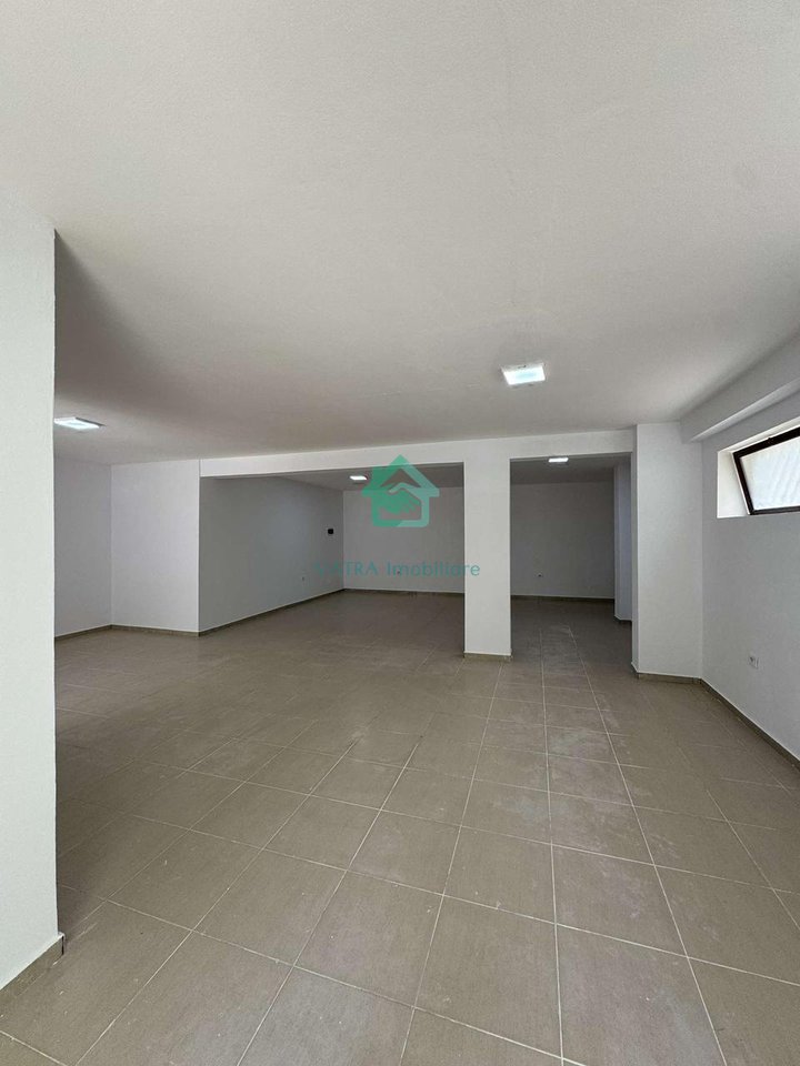 Shop For Rent in Dry Lake, Tirana - 900€ | 98 m²