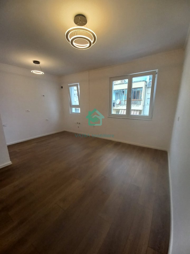 Appartamento 1+1 in vendita a 21 Dhjetori, Tirana - 110.000€ | 50 m²