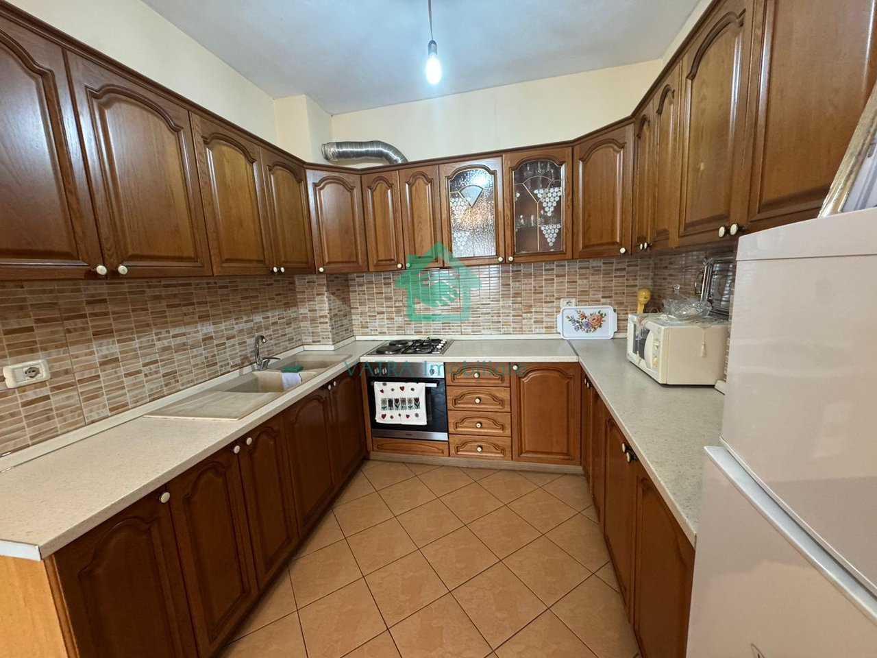 Apartament 2+1 Për Shitje në Laprakë, Tiranë - 120000€ | 87 m²