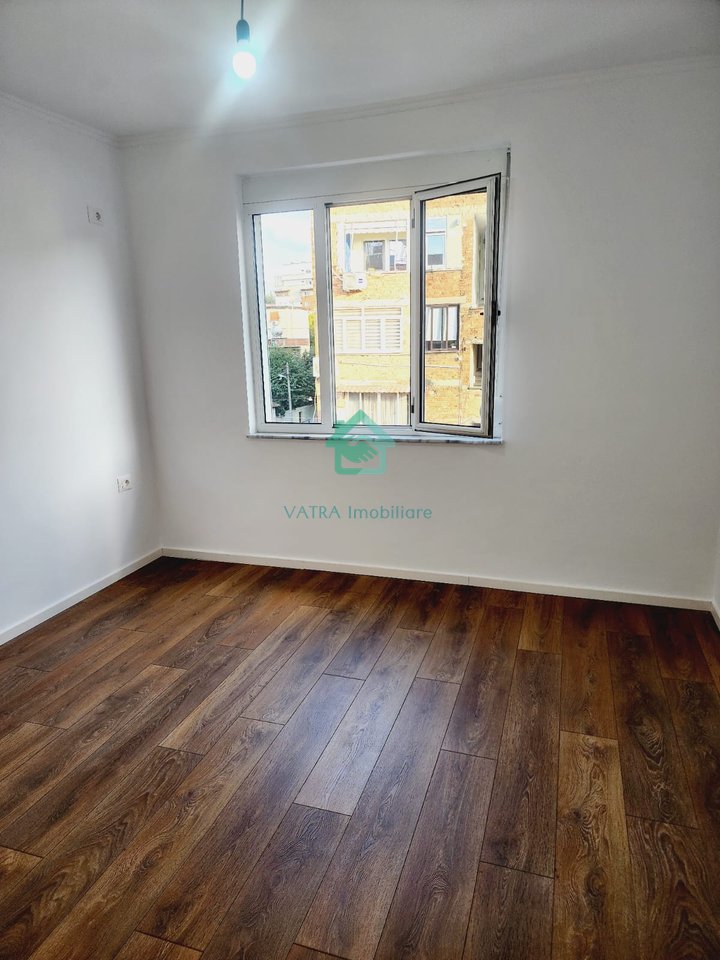 Apartament 2+1 në shitje në Ali Demi, Tiranë - 155,000€ | 77 m²