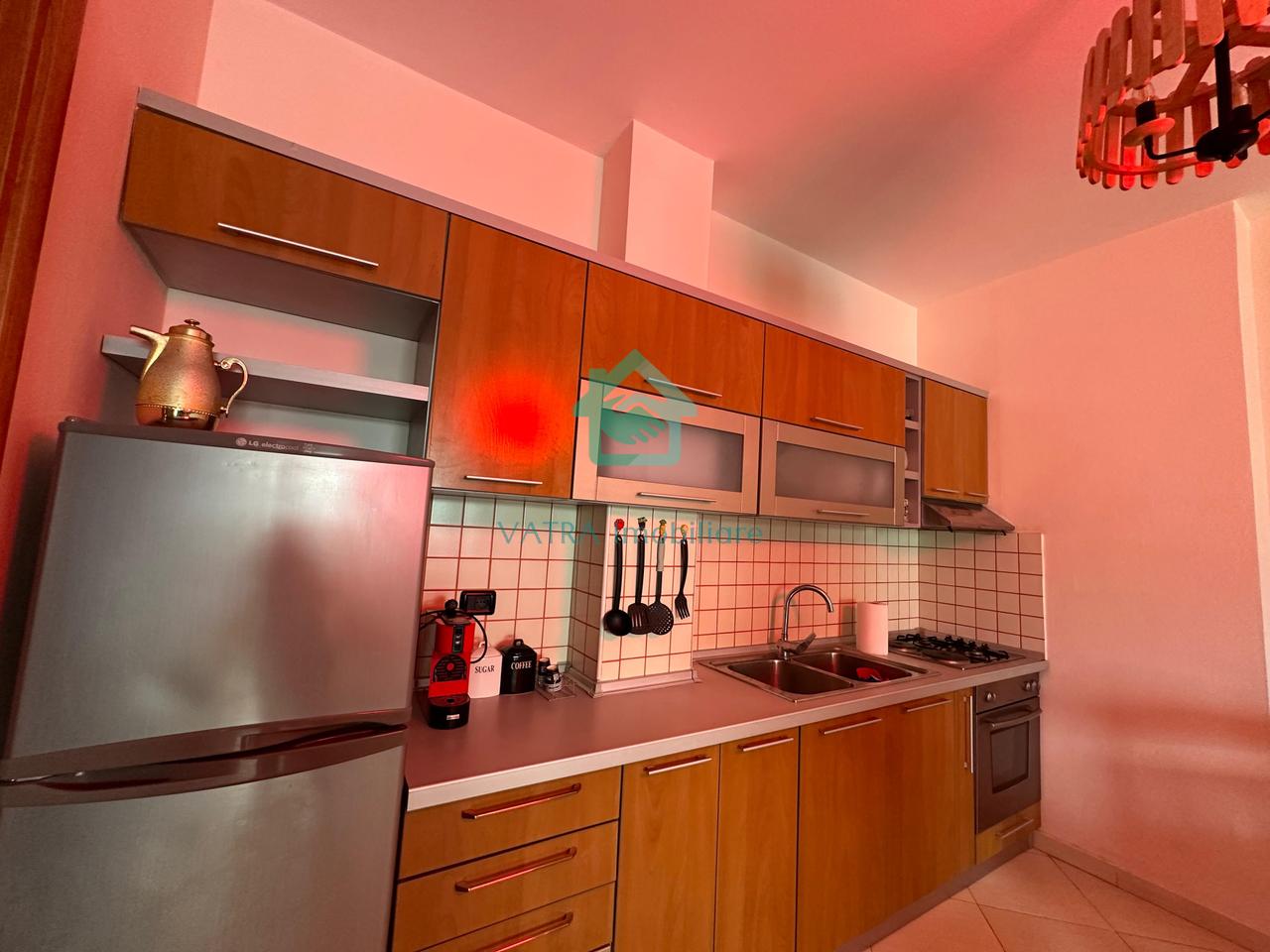 Apartament 2+1 Me Qira në Pazarin e Ri, Tiranë - 700€ | 100 m²