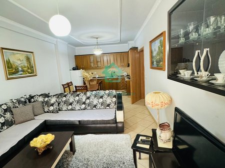 Apartament 2+1 Me Qira në Astir, Tiranë - 550€ | 132 m²