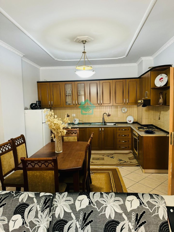 Apartament 2+1 Me Qira në Astir, Tiranë - 550€ | 132 m²