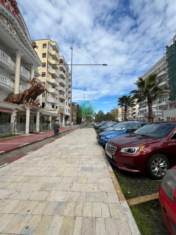 Shitet Njesi (Bodrum)