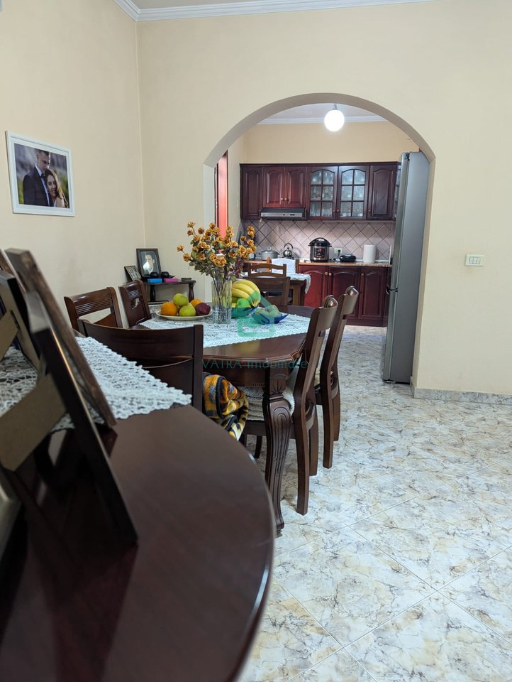 Vilë 6+1+3 Për Shitje në Don BoscoTiranë - 520,000€ | 279 m²