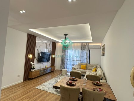 Apartament 2+1 Për Shitje në Pallati me Shigjeta, Tiranë - 265,000€ | 116 m²