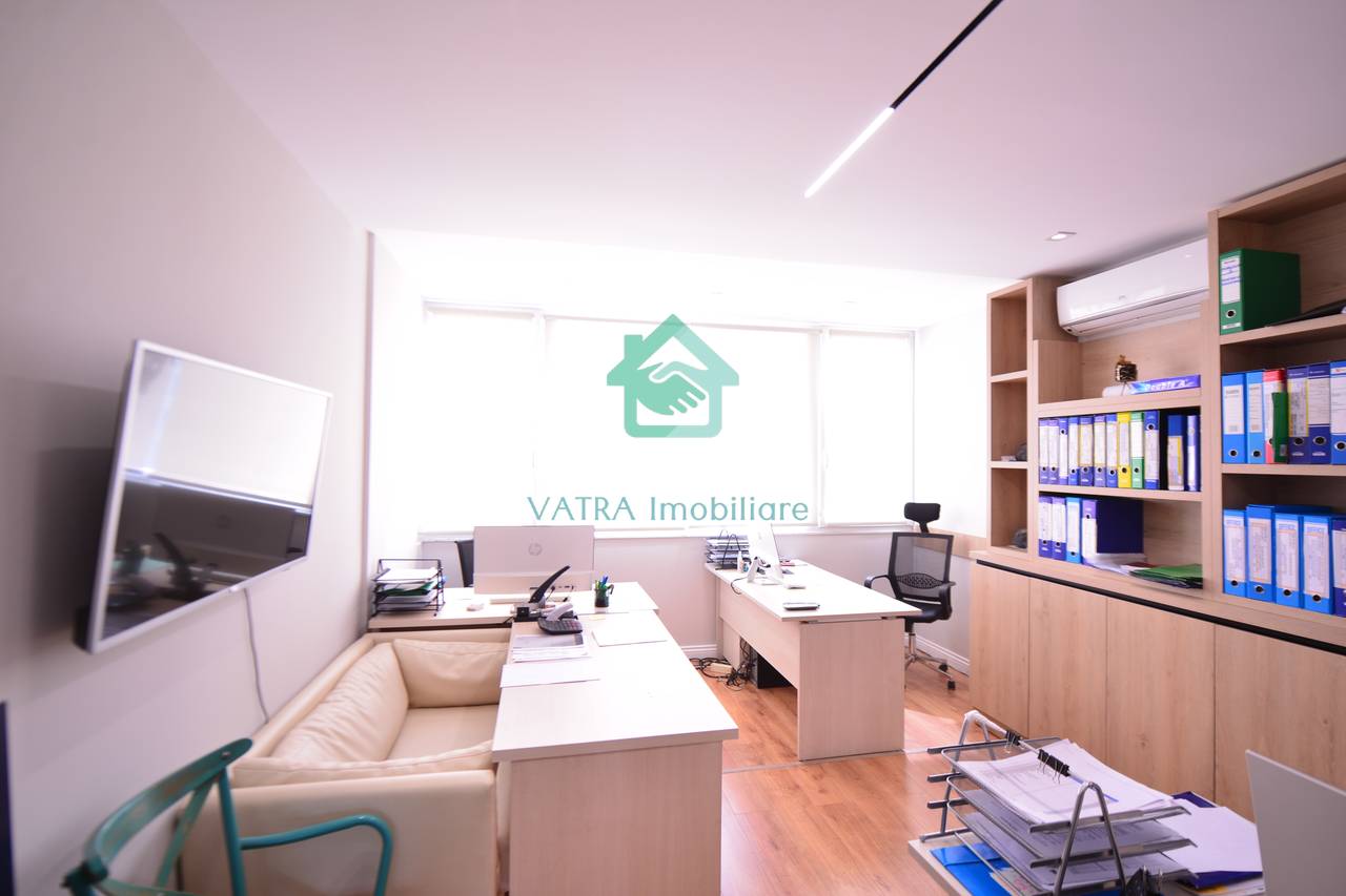 Jepet me Qira — Ambient Zyre | Stadiumi Dinamo, Tiranë