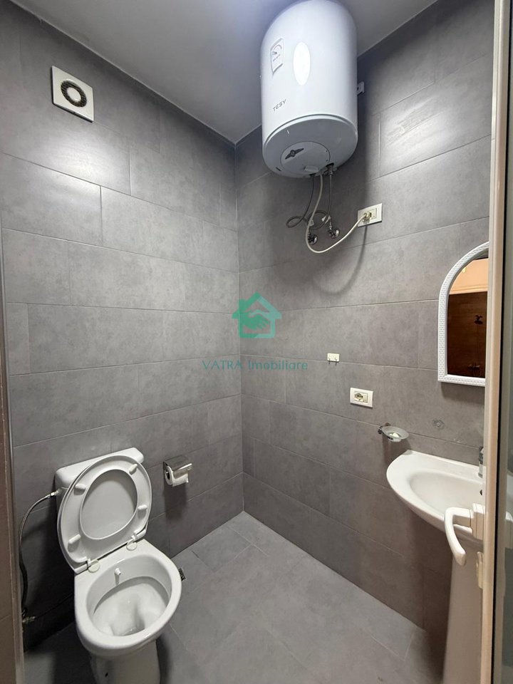 Apartament 2+1 +2 Për Shitje në Tregu Elektrik, Tiranë - 205,000 Lekë| 106 m²