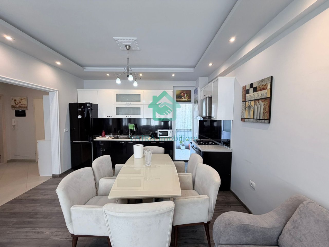 Apartament 2+1+ 2  Për Shitje në Kopshti Botanik Zoologjik, Tiranë - 258,000€ | 94 m²