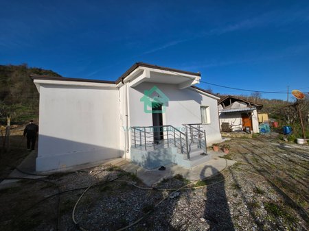 1+1 House For Sale in Ndroq, Tirana - €75,000 | 100 m²