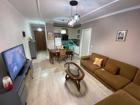 Appartamento 2+1+2 in Affitto a Yzberish, Tirana - 470€ | 102 m²