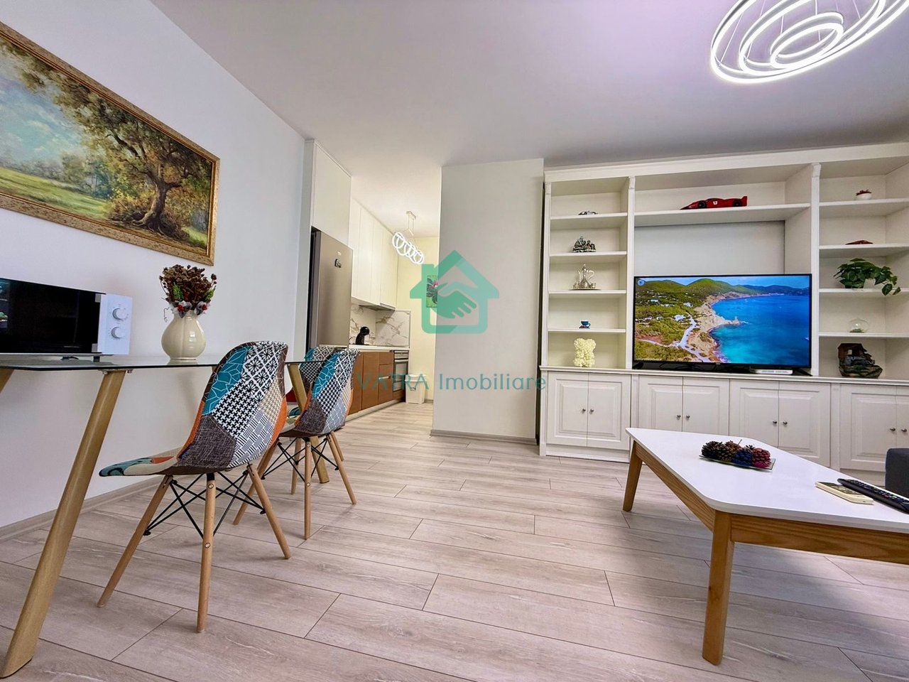 Appartamento 1+1 in affitto in Via dei Kosovari, Tirana - 800€ | 80 m²