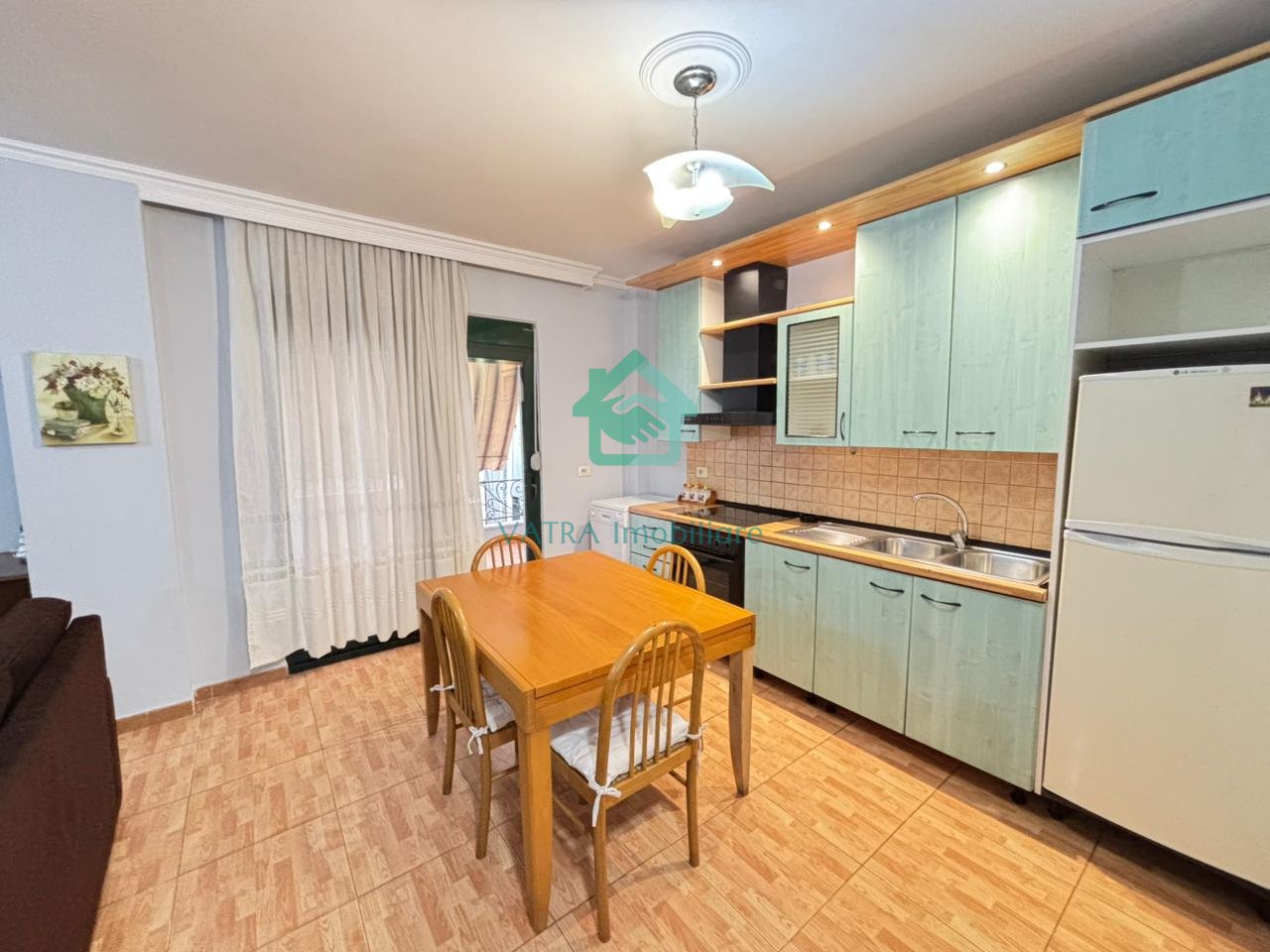 2+1 Apartment for Rent on Kavaja Street, Near G-Kam Business Center - 600€ | 130 m²