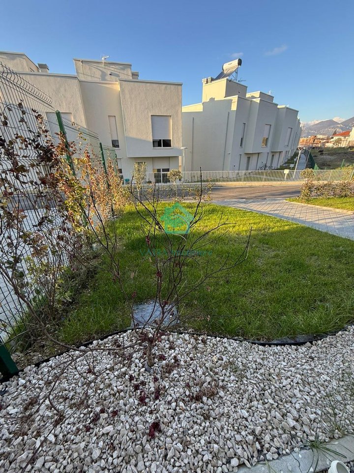 3-story villa 3+1 For Sale in Aba Residence Farkë, Tirana - €399,000 | 196.5 m²