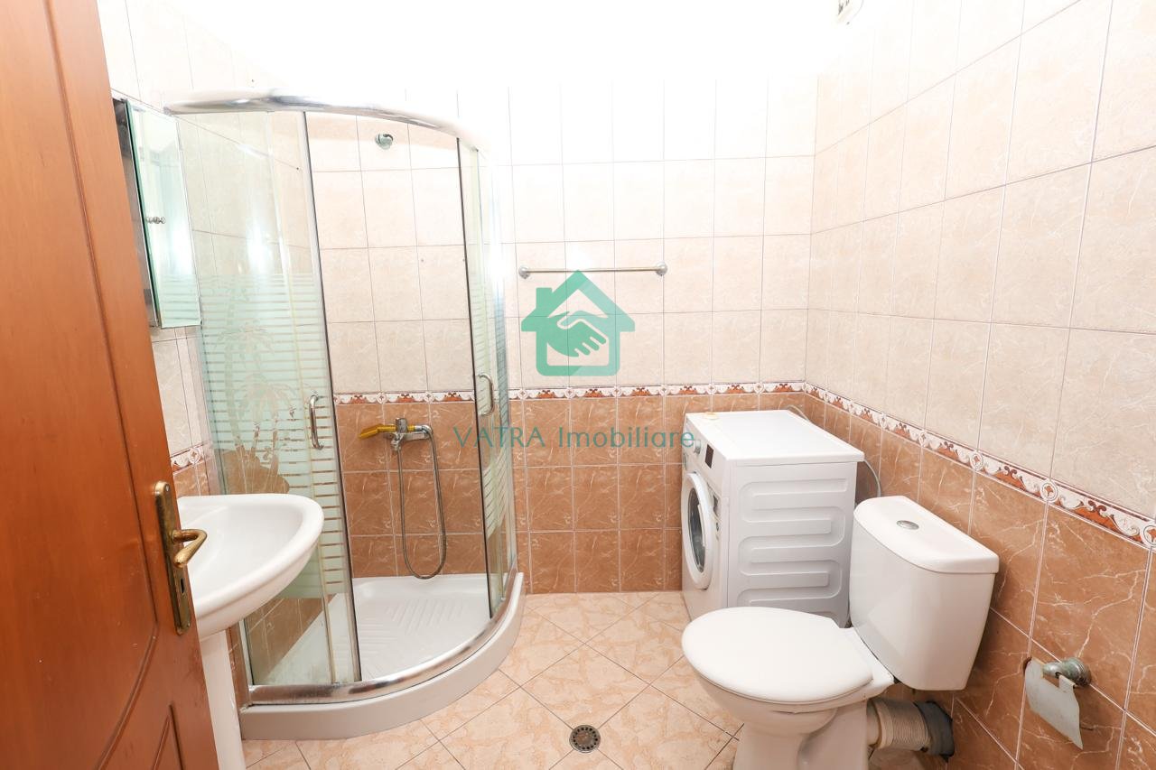 Apartament 2+1 Me Qira në Kopshti Botanik, Tiranë - 1500€ | 110 m²