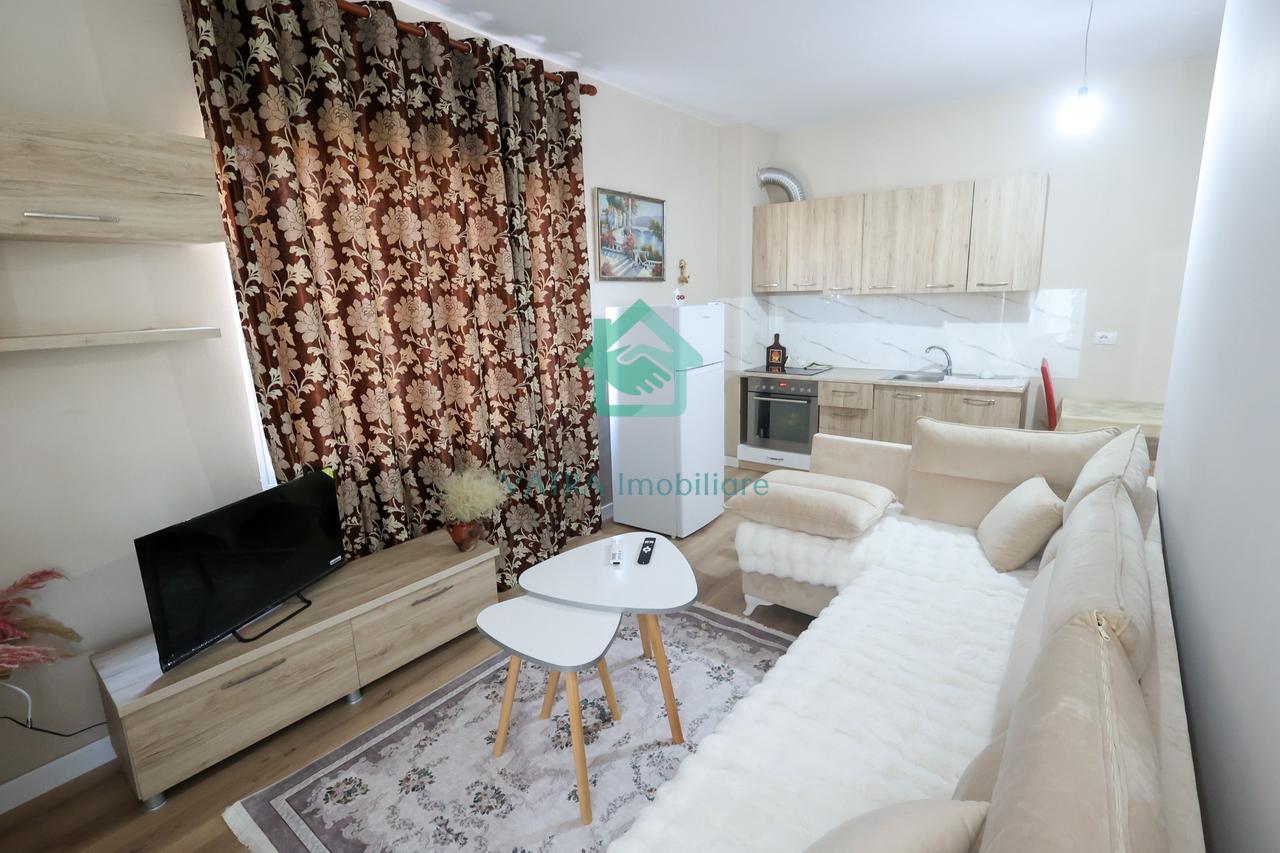 Apartament 1+1 Me Qira në Shkozë, Tiranë - 350€ | 72 m²