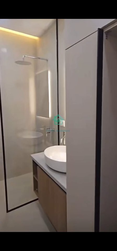 Apartament 2+1 Në Shitje në 21 Dhjetori, pranë Joena Market - 242,000€ | 85 m²