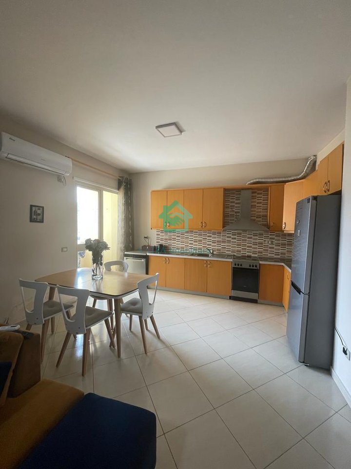 Shitet apartament 2+1 pranë kompleksit Delijorgji -  116m²   l   270.000€
