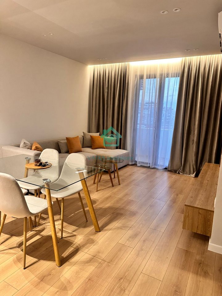 Apartment 2+1 + Parking Space for Rent in Former Train Station, Tirana - 85,000 lek/month